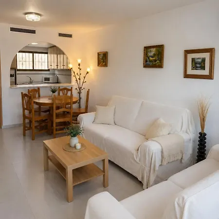 Pool View Penthouse Btnc تورّيفيِخا