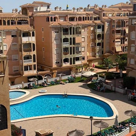 Pool View Penthouse Btnc شقة *